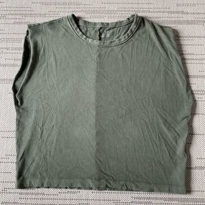 Aerie Size Medium Sleeveless Green Oversized Muscle Tank Top